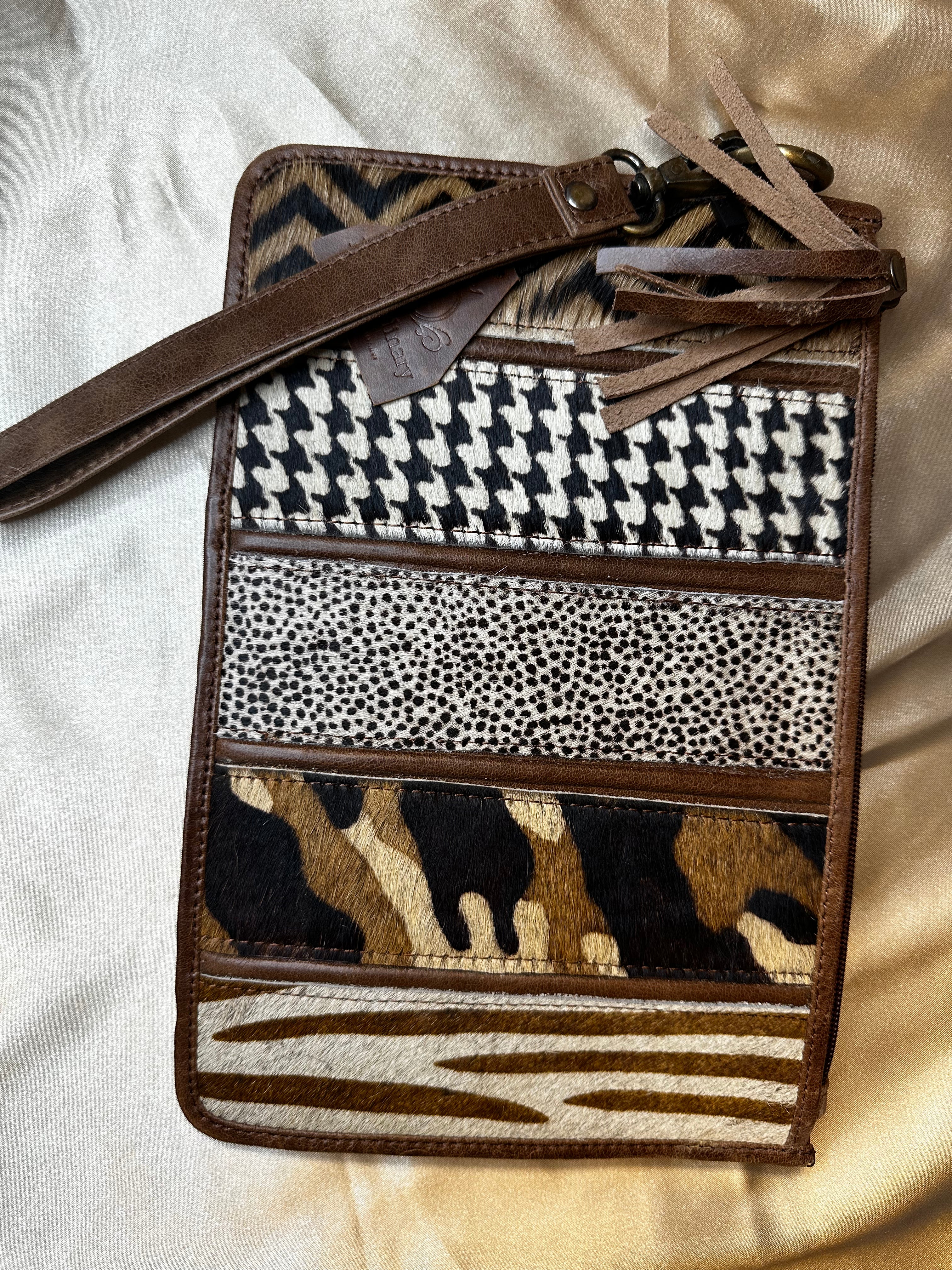 Recycled Leather Clutch Real Leather Wallet Multi Uses Pouch Women Animal Print Leather Wallet coin purse wallet