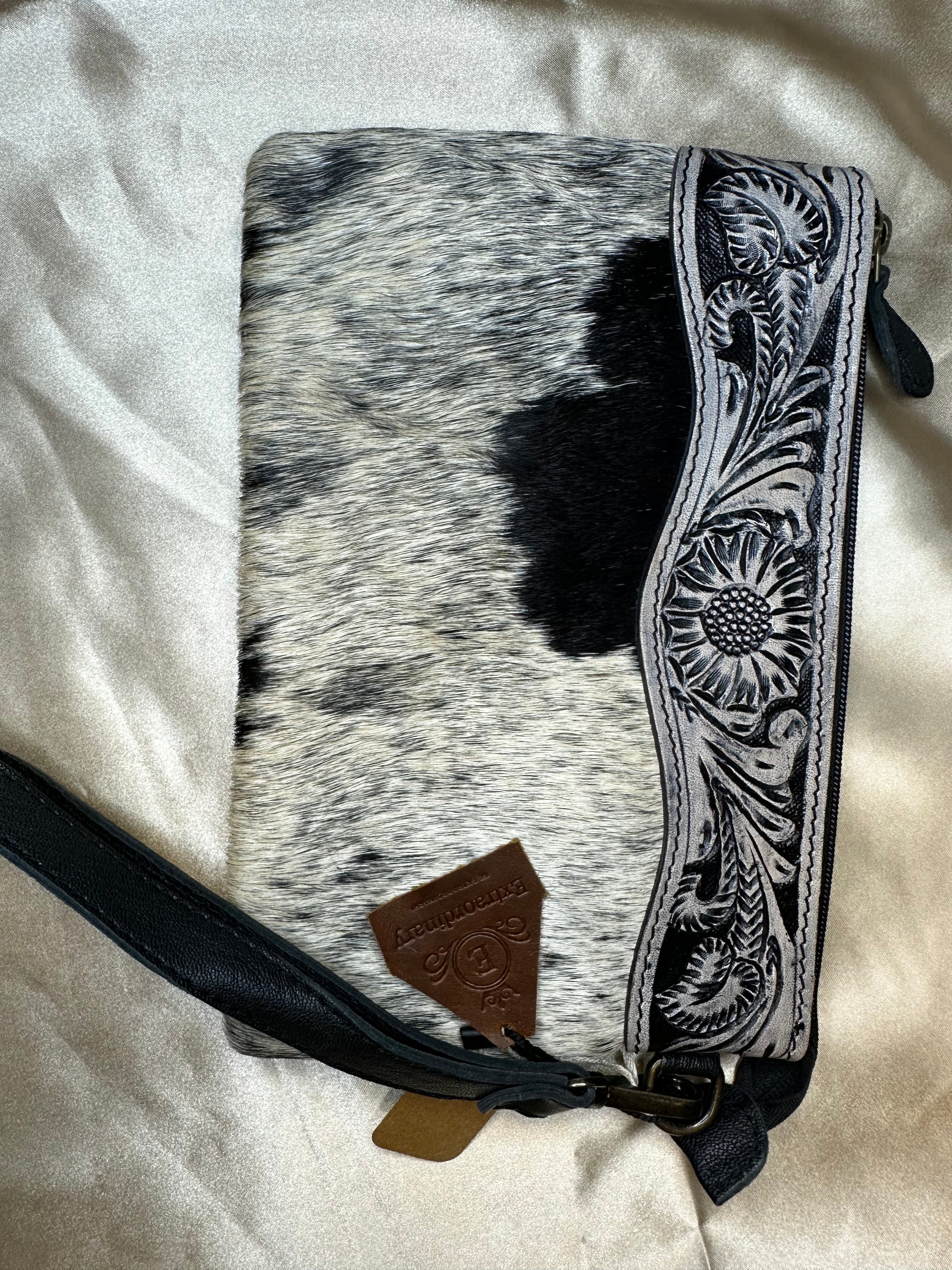 Hot Selling Tooled Leather Clutch Wristlet Hair On Leather Clutch Stylish Leather Wristlet